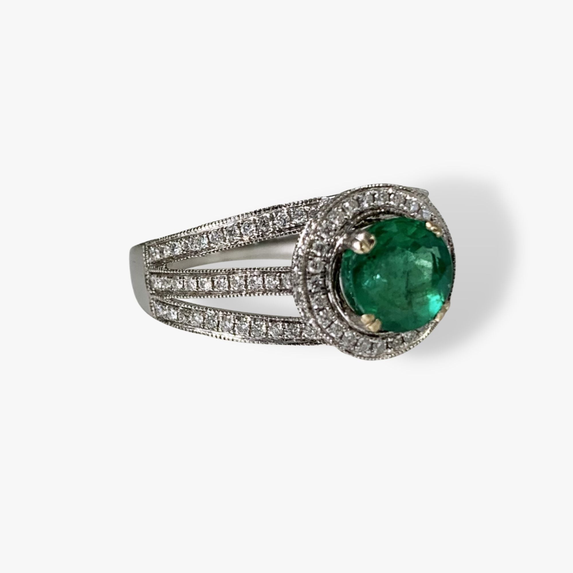 18k White Gold Round Cut Emerald Diamond Halo Triple Split Shank Ring Side View