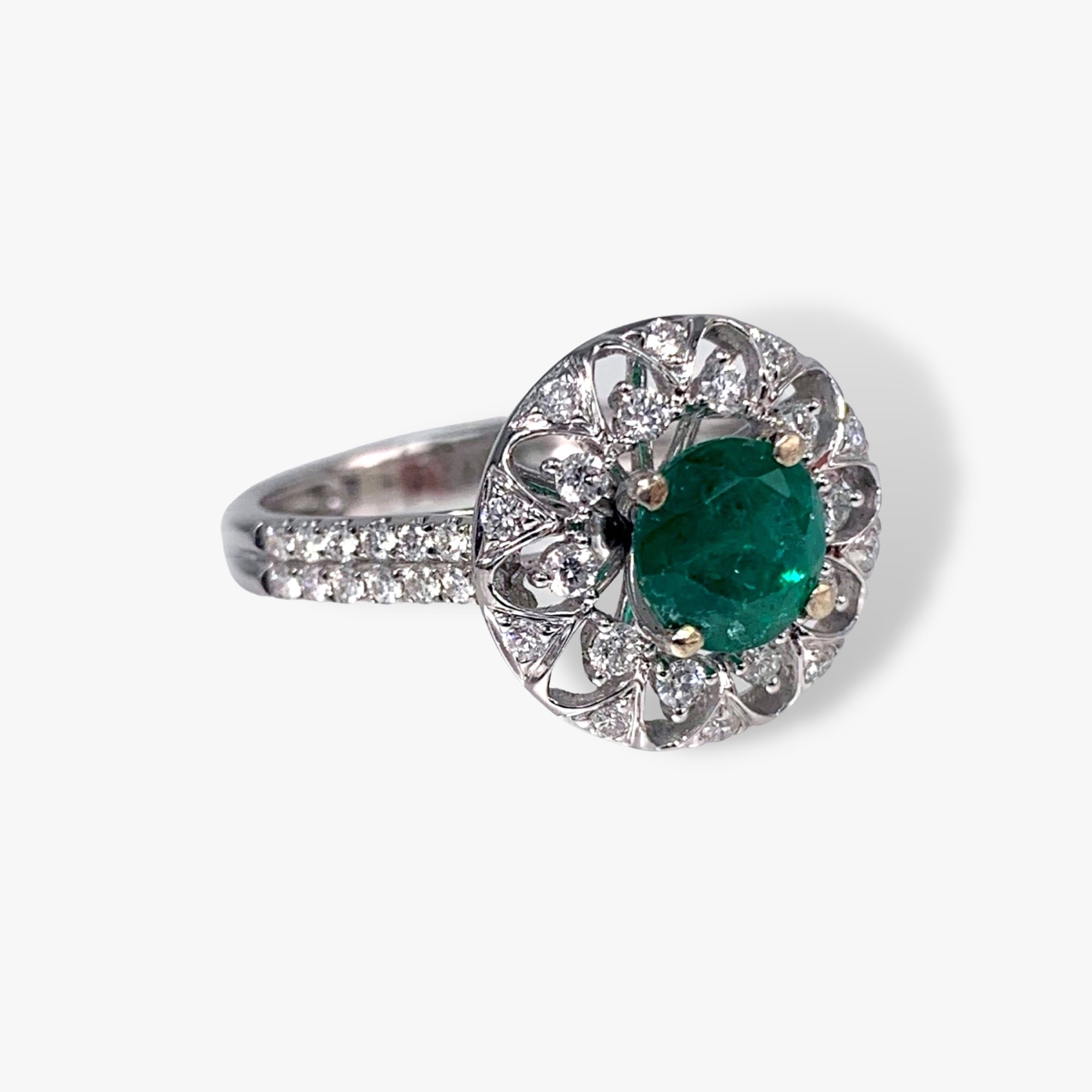 18k White Gold Round Emerald Diamond Floral Cocktail Ring Side View